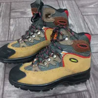 کفش کوهنوردی