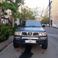 نیسان پیکاپ ۸۱