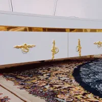 میزتلوزیون سفیدطلایی بسیارزیبا|میز تلویزیون|قم, شاد قلی|دیوار