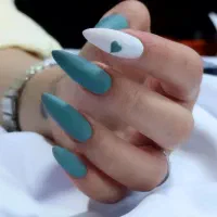 کاشت ناخن