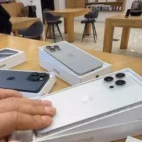 خرید و فروش تمامی موبایل های شما