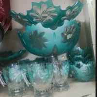 ضروف جزیی از آنها شکسته