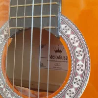 گیتار درجه یک خوش صدا|گیتار، بیس، امپلیفایر|اسلامآباد غرب, |دیوار