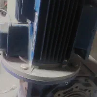 الکتروموتور ۳کیلوات نو همراه گیربکس موتوژن|ماشینآلات صنعتی|برخوار, |دیوار