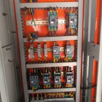 برق کار ساختمان و برقکار صنعتی و خورده کاری برق|خدمات پیشه و مهارت|اردکان, |دیوار