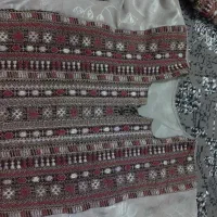 زی استین|لباس|کورین, |دیوار