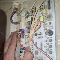 تعمیر تخصصی یخچال و فریزر|خدمات پیشه و مهارت|ساوه, |دیوار