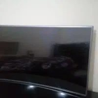 تلویزیون 49 اینچ سامسونگ منحنی پنل شکسته