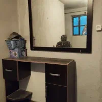 میز و آیینه