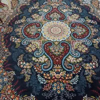 معاوضه با فرش کرم رنگ