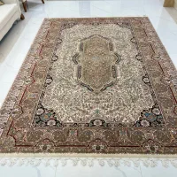 دو عدد فرش ۹ متری منزل عروس در حد نو