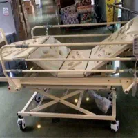 اجاره و فروش تخت،ویلچر و کلیه تجهیزات بیمارستان|آرایشی، بهداشتی، درمانی|تهران, فلسطین (میدان انقلاب)|دیوار