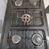 اجاق گاز و یخچال