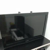 تلویزیون ۳۲ اینچ ال سی دی بدون کنترل