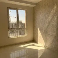 61متر-فرشتگان-فول-امکانات-1خواب-پنجره-به-کوچه