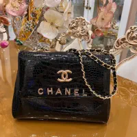 کیف مشکی شنل