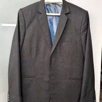 فروش دو دست کت و شلوار و یک کت به دلیل تغییر سایز