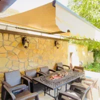 آریاگستر مجری انواع سایبان و درب اتوماتیک|خدمات پیشه و مهارت|کاشان, امیرکبیر|دیوار