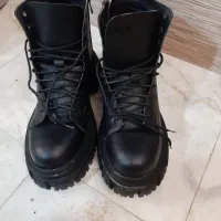 بوت بسیار شیک و نو