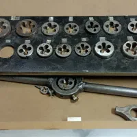 قلاویز و حدیده