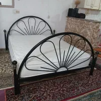 تخت خواب دونفره فلزی