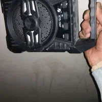 اسپیکر سایز بزرگ کیفیت صدا بالا سالم باتری قوی