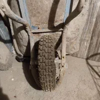 فرغون با سطل و تشک و صفحه برش سنگ|ابزارآلات|ماکو, |دیوار