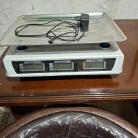 قفسه کمدمیزرگال ترازوصندلی ریسه لامپو...بخونید|حراج|اصفهان, شفق|دیوار