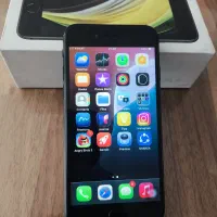 آیفون se 2020 128