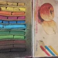 پاستل گچی و روغنی