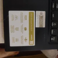 یک عدد لپ تاپ در حد آکبند فقط آنباکس شده