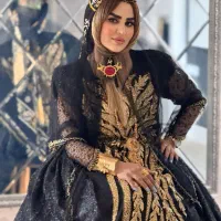 گالری ایل ماه