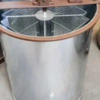 عسل گیری استراکتور