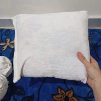 کوسن تمیز و سالم|رختخواب، بالش، پتو|گلستان (تهران), |دیوار