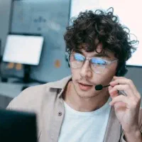 ادمین مجازی میخوام