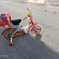 دوچرخه|دوچرخه، اسکیت، اسکوتر|ایوان, |دیوار