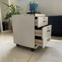 تر‌ولی سفید فقط ۱۲۰۰