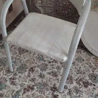 صندلی فلزی  (هفتصد تومان)