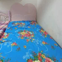 تخت چوبی یک نفره و تخت بچگونه فلزی