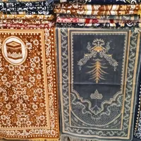 سجاده مخمل عرض ۷۰|صنایع دستی و سایر لوازم تزئینی|تهران, بازار|دیوار