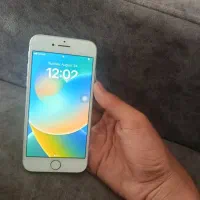 آیفون ۸ ۶۴گیگ