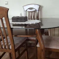 میز ناهارخوری در حد نو