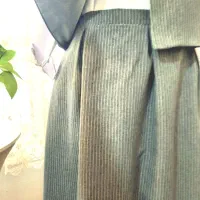 جلیقه دامن دیپلمات|لباس|نیشابور, مدرس|دیوار