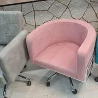 صندلی کلایل. صندلی اصلاح. ترولی. میز ناخن|آرایشگاه و سالن‌های زیبایی|صفادشت, |دیوار