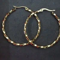 گوشواره حلقه ای رنگ ثابت