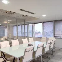 ۶۰۰ متر مستغلات سند اداری / تاپ لوکیشن
