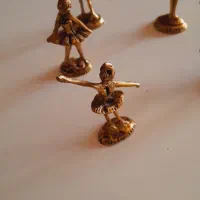 عروسکهای برنزی|مجسمه، تندیس، ماکت|قدس, شهر‌قدس|دیوار