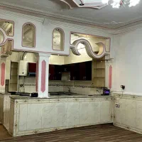 خانه ویلایی در خیابان هیرمند 8