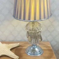 آواژور بزرگ رومیزی شیک کاملا سالم در حد نو نو