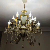 یک عدد لوستر ۶شاخه و۱۲شعله